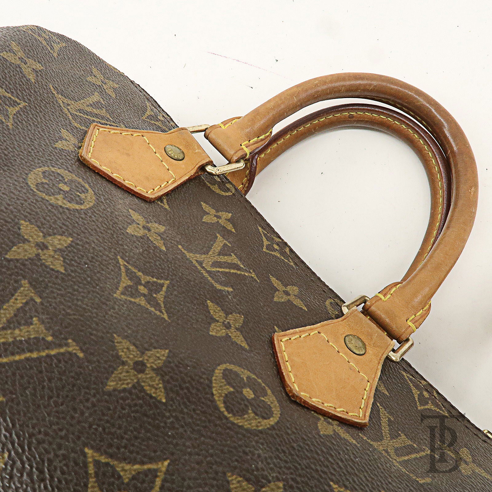 Authentic Louis Vuitton Monogram Speedy 25 Boston Bag M41528 (Pre-Owned) - The Baggerie